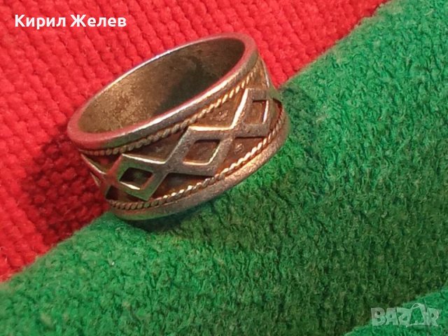 СТАР КРАСИВ СРЕБЪРЕН ПРЪСТЕН ОРНАМЕНТИРАН Тип ХАЛКА ОКСИДИРАНО СРЕБРО 925 МАЙСТОРСКА ИЗРАБОТКА 40612