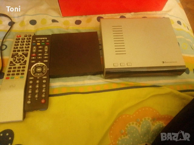 Приемници Булсатком bulsatcom, дистанционни 15 евро всичко 