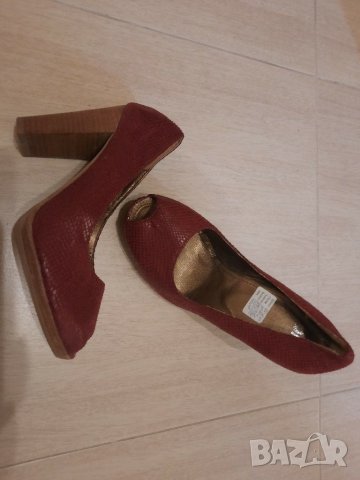 Нови обувки на ток., снимка 1 - Дамски елегантни обувки - 30254815