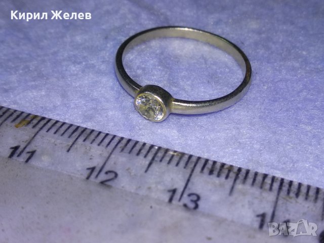 НЕЖЕН СРЕБЪРЕН ПРЪСТЕН Тип ГОДЕЖЕН СРЕБРО 925 с ЮВЕЛИРНО ФАСЕТИРАН БЛЕСТЯЩ КАМЪК ЦИРКОНИЙ 40330, снимка 4 - Пръстени - 42787558