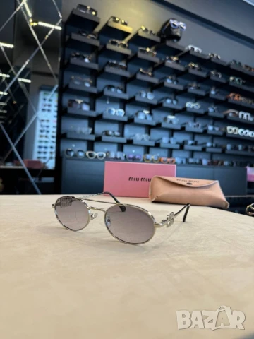 очила с черен обикновен калъф miu miu louis vuitton , снимка 10 - Слънчеви и диоптрични очила - 50744293