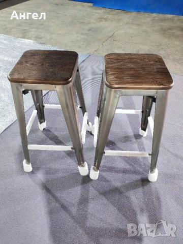 Бар столове нови внос от Англия 