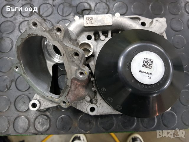 Водна помпа bmw f30 f34 f36, снимка 3 - Части - 38219891
