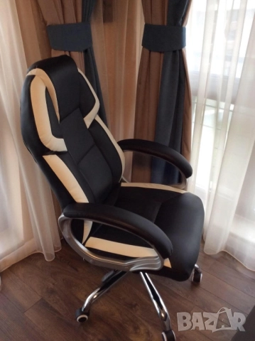 Чисто нов офис/геймърски стол Barton!, снимка 4 - Столове - 52463761