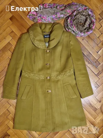 Красиво и изискано палто на българската фирма Яша
30% кашмир, 70% вълна , снимка 2 - Палта, манта - 48989129