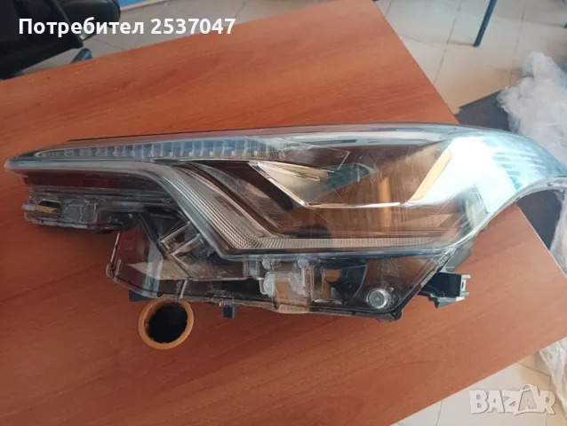 Ляв фар LED TOYOTA C-HR ОЕ 81170F4070, снимка 2 - Части - 49985870
