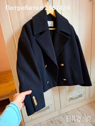 Вълнено дамско късо палто STRADIVARIUS, снимка 2 - Палта, манта - 52652035