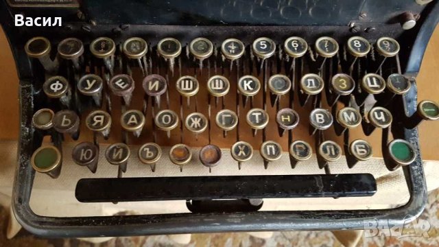 Пишеща машина Trimph, Olympia, Continental, снимка 9 - Антикварни и старинни предмети - 31781750