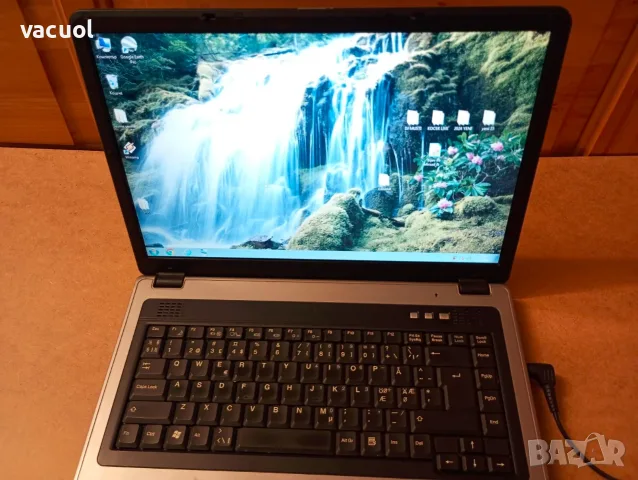 Лаптоп VEGA Хард 500 GB, RAM 2 GB, Windows 7, снимка 13 - Лаптопи за дома - 56171647
