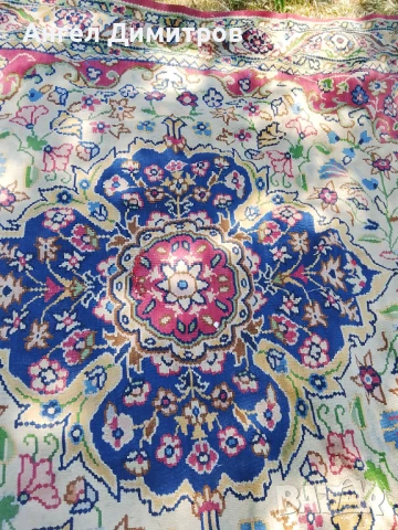 Стар чипровски килим , снимка 3 - Антикварни и старинни предмети - 50811069