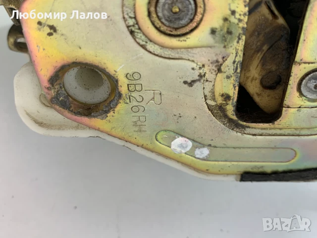 Предна лява брава дръжка Honda CR-V I (95-01)г. , снимка 8 - Части - 50752636