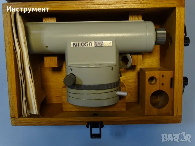 Компенсаторен оптичен нивелир Carl Zeiss Jena NI 050 DDR, снимка 2 - Измервателни инструменти - 55935998