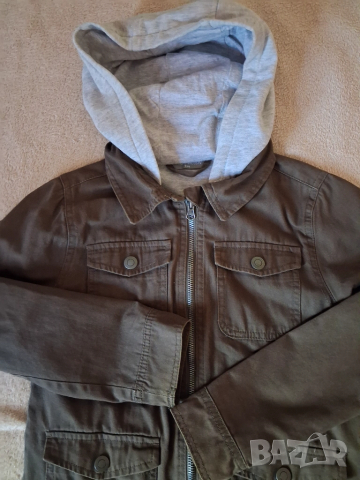 Яке за момче на 6-7 години , снимка 3 - Детски якета и елеци - 51585656