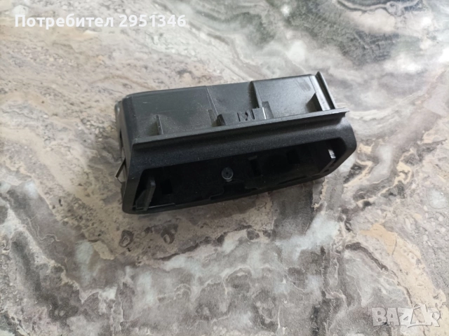 Неханизъм пепелник Porsche Panamera 970, снимка 2 - Части - 51989204