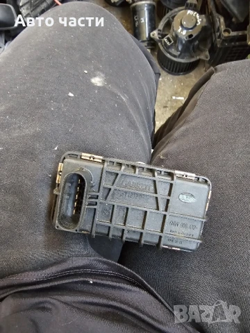ОРИГИНАЛЕН HELLA Turbo Actuator Turbine Controller G-108, 6NW008412, 712120