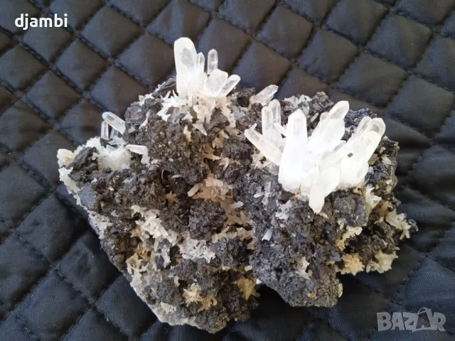 №149,Сфалерит,Сфалерит с кварц и хлорит,Уникат,, снимка 3 - Декорация за дома - 47708625