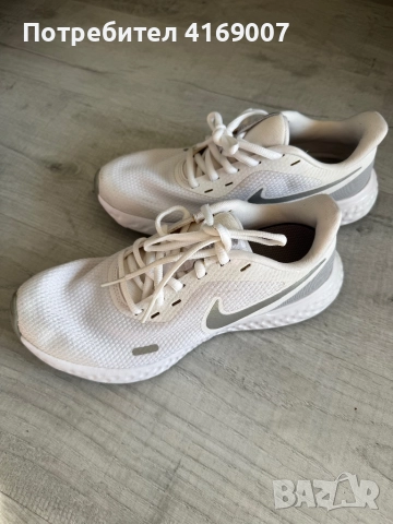 Nike маратонки, снимка 2 - Маратонки - 52847125