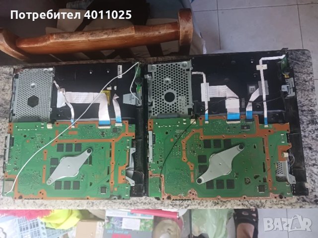 Лот два playstation 4 за части