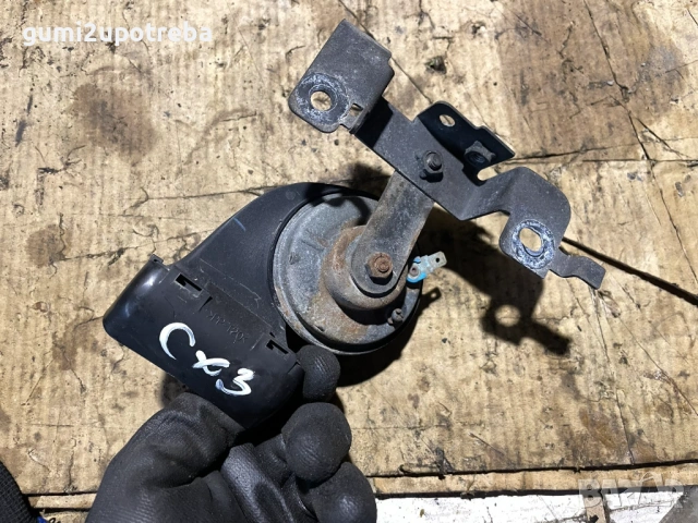 Тромба Клаксон KUG-70A Mazda CX3 4х4 77kW 1.5дизел 2015, снимка 3 - Аксесоари и консумативи - 53351493