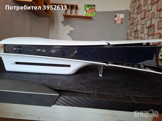 Playstation 5 slim CD + зарядна станция и два контролера