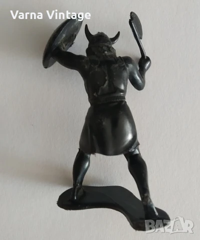 Войници. Викинг с брадва и щит (ДЗИ) СССР., снимка 2 - Колекции - 50796998