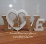 Дървен сувенирен надпис Love  размер 22 х 11 х 2 см, снимка 1