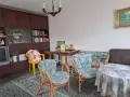 Двуетажна къща с овощна градина, снимка 8