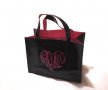 Нова дамска чанта за ръка черна с тъмно розово пакет