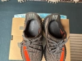 adidas Yeezy Boost 350 V2 Carbon Beluga, снимка 4