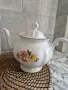 Порцеланов чайник и захарница , снимка 2