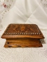 кутия за бижута от дърво и кожа , снимка 1