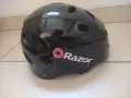 Почти НОВА детска каска Razor V-17 – за тротинетка, колело, ролери, снимка 1