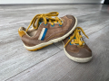 Обувки Clarks 23 номер, снимка 1 - Детски обувки - 44729183