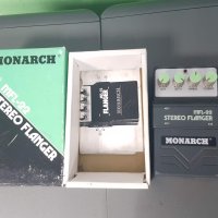 Monarch Stereo Flanger MFL-22 /made in Japan/ Стерео Фленджер за ел китара, снимка 1 - Китари - 34405293