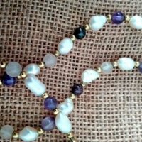  Комплект КОЛИЕ и Гривна от бароковите перли, аметист и кварц, снимка 2 - Бижутерийни комплекти - 30645662