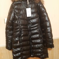 черно дълго дамско яке с естествен пух на качулката, снимка 1 - Якета - 44403747