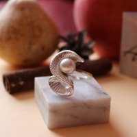Уникален сребърен пръстен с перла - модел R025A, снимка 3 - Пръстени - 30464644