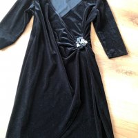 Елегантна рокля от кадифе M&Co, снимка 7 - Рокли - 31703991