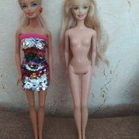 Оригинална Барби кукла на Мател с рокля с обръщащи се пайети и подвижни стави на крачетата, снимка 1 - Кукли - 30695628