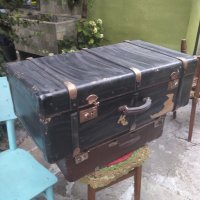 Стар голям куфар , снимка 1 - Антикварни и старинни предмети - 29812803