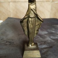 бронзова статуетка-фигуративна, снимка 1 - Антикварни и старинни предмети - 30153384