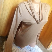 H&М Бежова блуза поло трико с падащо гръцко деколте М, снимка 2 - Блузи с дълъг ръкав и пуловери - 35052911