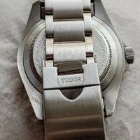Автоматичен часовник Tudor Pelagos chronometer , снимка 13 - Мъжки - 44225867