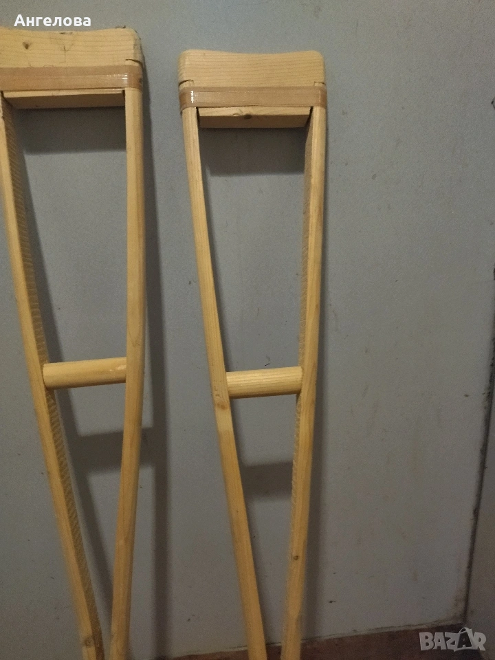 Патерици, снимка 1