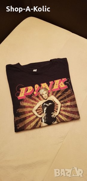 Vintage PINK Funhouse Tour 2010 Tee, снимка 1