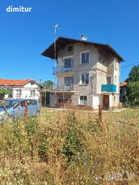 къща в Радомир с.Беланица, снимка 1