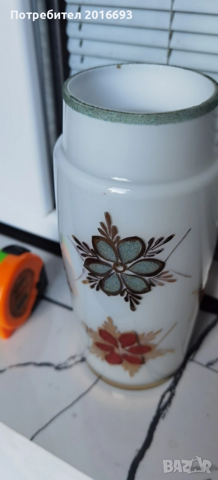  стъклена ръчно рисувана вазичка., снимка 1