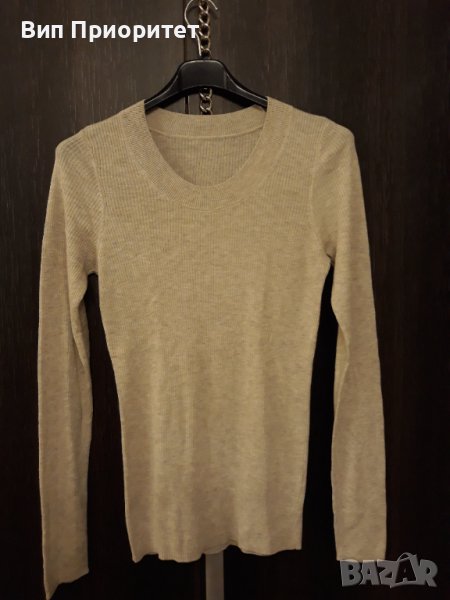 Плетена сива блузка с дълги ръкави, мека, комфортна, вертикален рипс, предаващ елегантност, открито , снимка 1