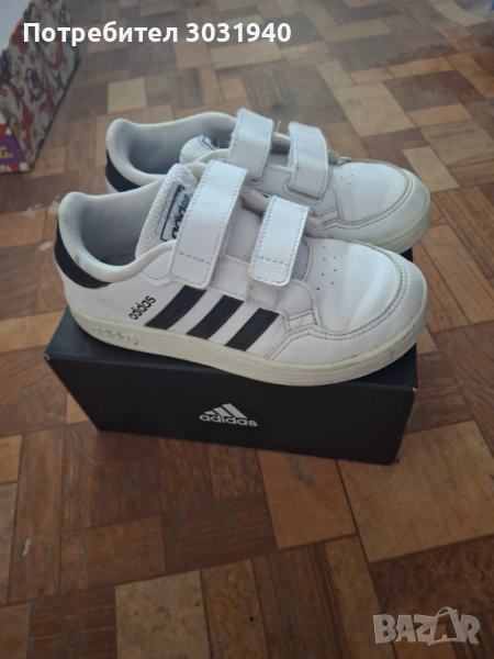 Детски маратонки Адидас, снимка 1