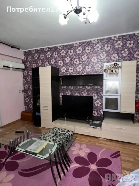 Тристаен 85 кв.м, снимка 1